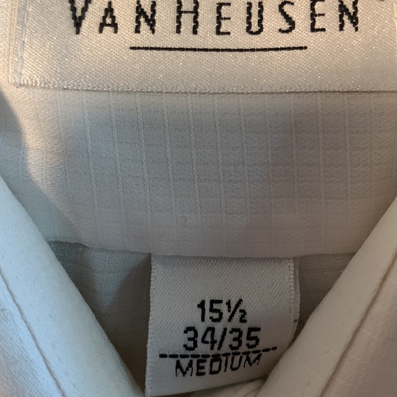 White dress shirts.  Two Van Heusen, one Geoffrey Beene and one Perry Ellis. - Picture 4 of 5